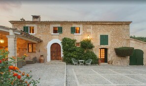Exterior - Beautiful Vacation Home "Can Faveta" with Mountain View, Pool, Wi-Fi (Alcudia)