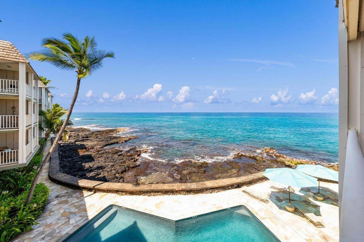 حمّام سباحة مُدفَّأ