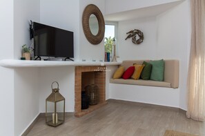 Televisie en een open haard