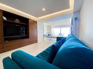 Smart TV - L'Armatore LOFT"- Italian Style (Puerto Vallarta)