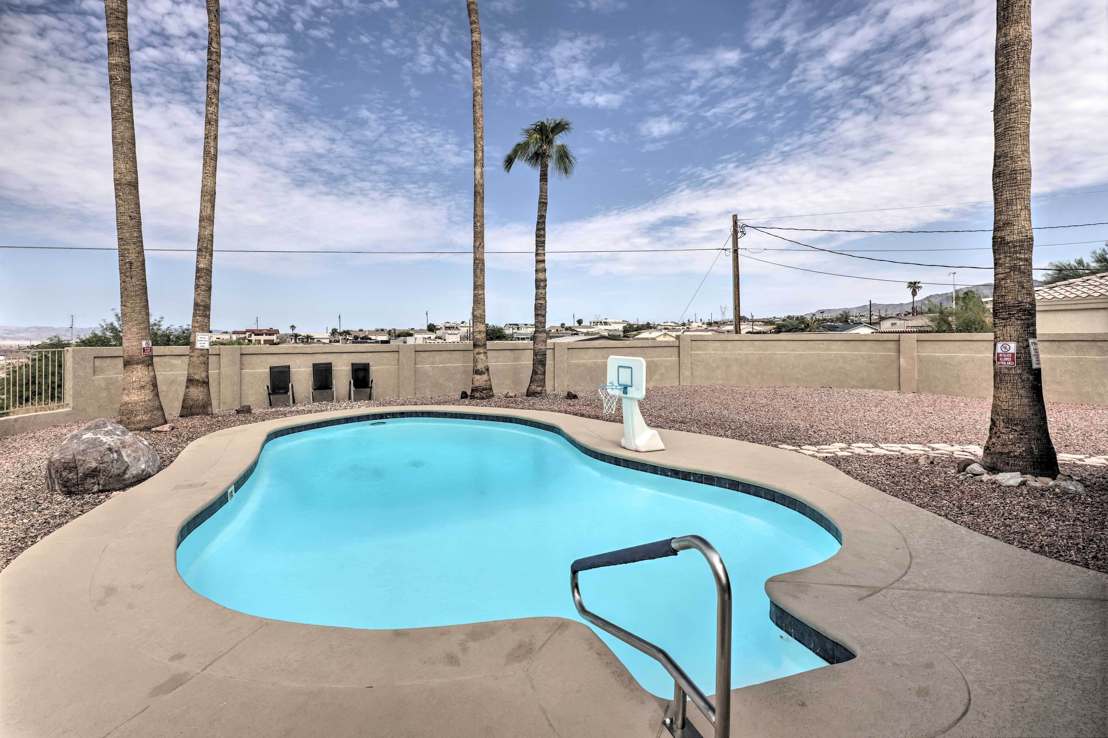 Lake Havasu City Oasis w/ Pool, 2 Mi to Downtown