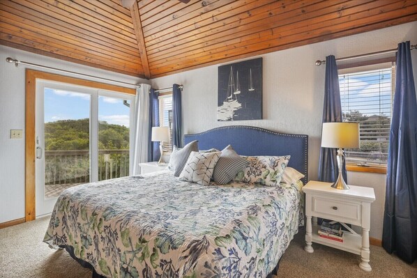 5 habitaciones, tabla de planchar con plancha, cuna de viaje y wifi 