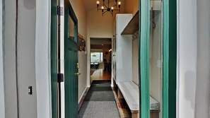 Interior - Mountain Escape: Sunshine, Hot Tub Soaks & Strolls — Dillon Lake Days Await! (Dillon)