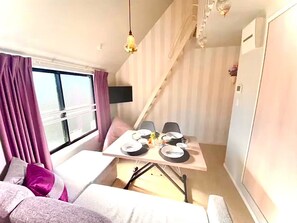 TV - Scandinavian modern  Capacity 6 people / Shinagawa Ward Tokyo (Shinagawa-ku)