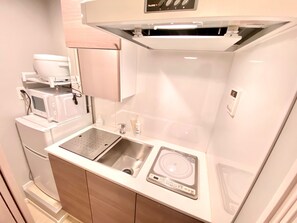 Fridge, microwave, cookware/dishes/utensils - Scandinavian modern  Capacity 6 people / Shinagawa Ward Tokyo (Shinagawa-ku)