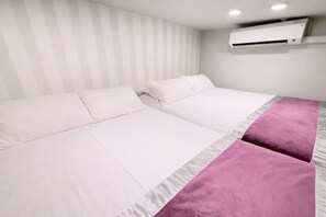 1 bedroom, desk, iron/ironing board, free WiFi