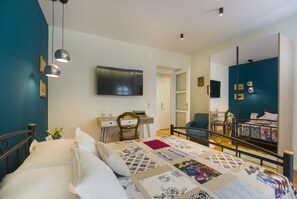 Family Apartment | 2 bedrooms, desk, laptop workspace, blackout drapes
