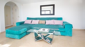 TV - Marina Real apto 433 (Manilva)