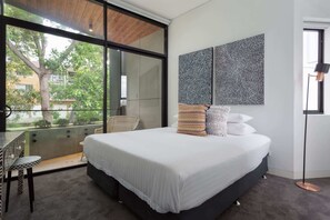 2 Schlafzimmer, Schreibtisch, Bügeleisen/Bügelbrett, WLAN