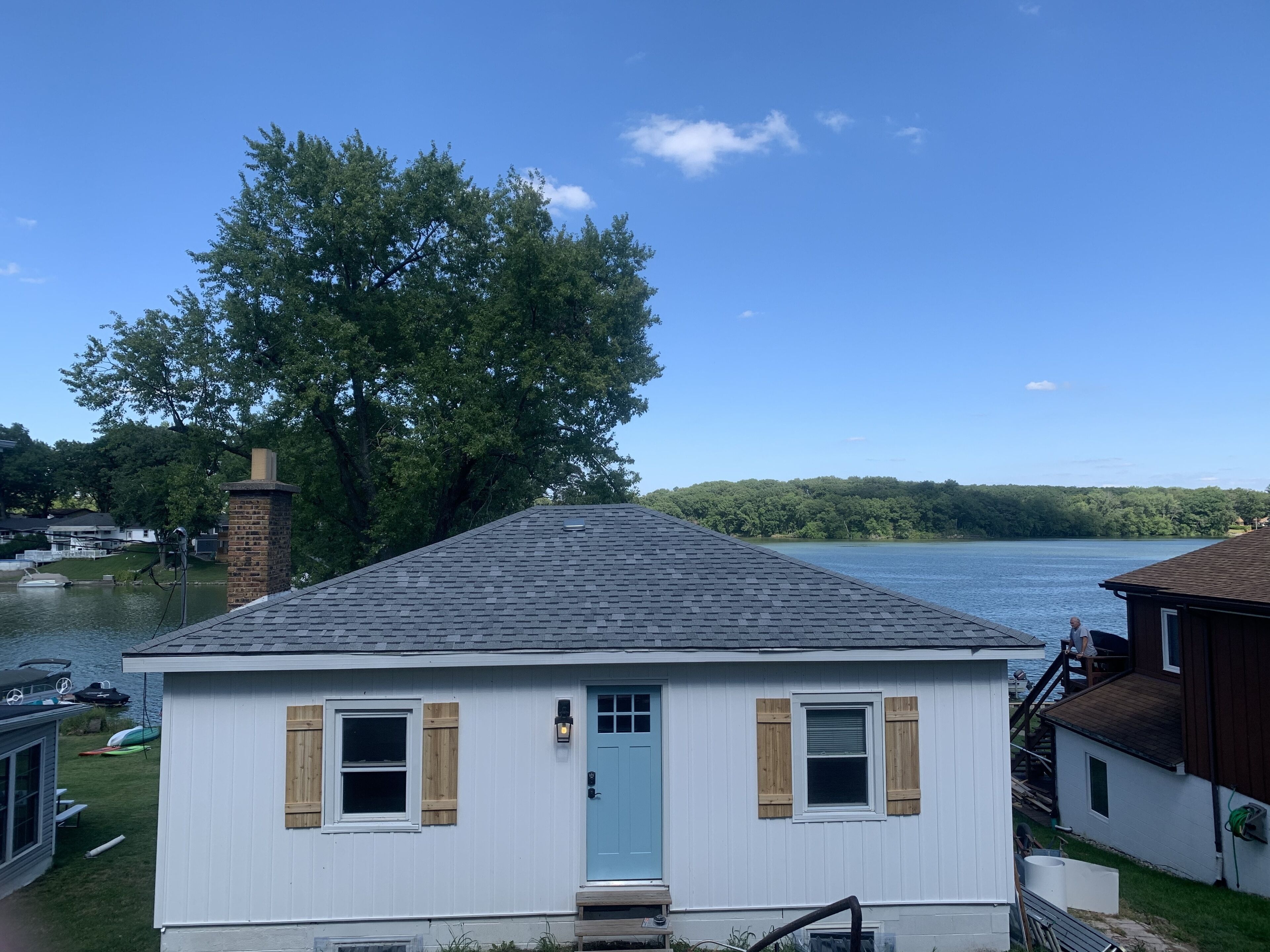 Lake Cottage Retreat