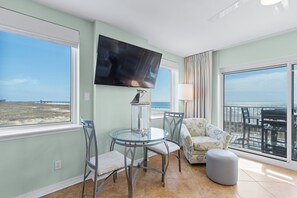 Smart-TV og DVD-spiller