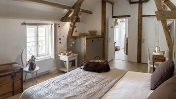 1 chambre, Wi-Fi gratuit, draps fournis