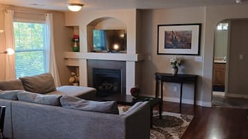 Smart TV, offices, computer monitors