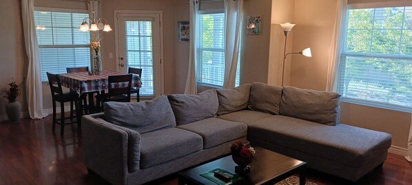 Smart TV, offices, computer monitors