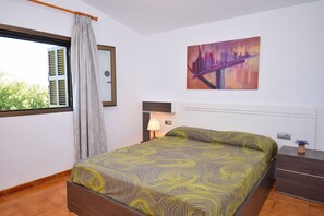 3 habitaciones, tabla de planchar con plancha y wifi gratis 