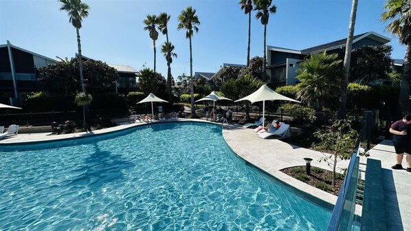 Indoor pool, outdoor pool