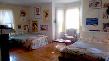 6 Schlafzimmer, Bügeleisen/Bügelbrett, kostenloses WLAN, Bettwäsche