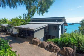 Exterior - Shorelines 31 Hamilton Island - oceanviews, golf buggy and transfers (Hamilton Island)