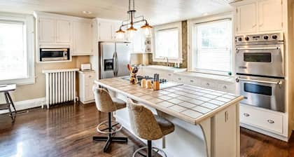 Experience the spacious Mary May Room at the historic Litz Mansion in Tazewell, VA