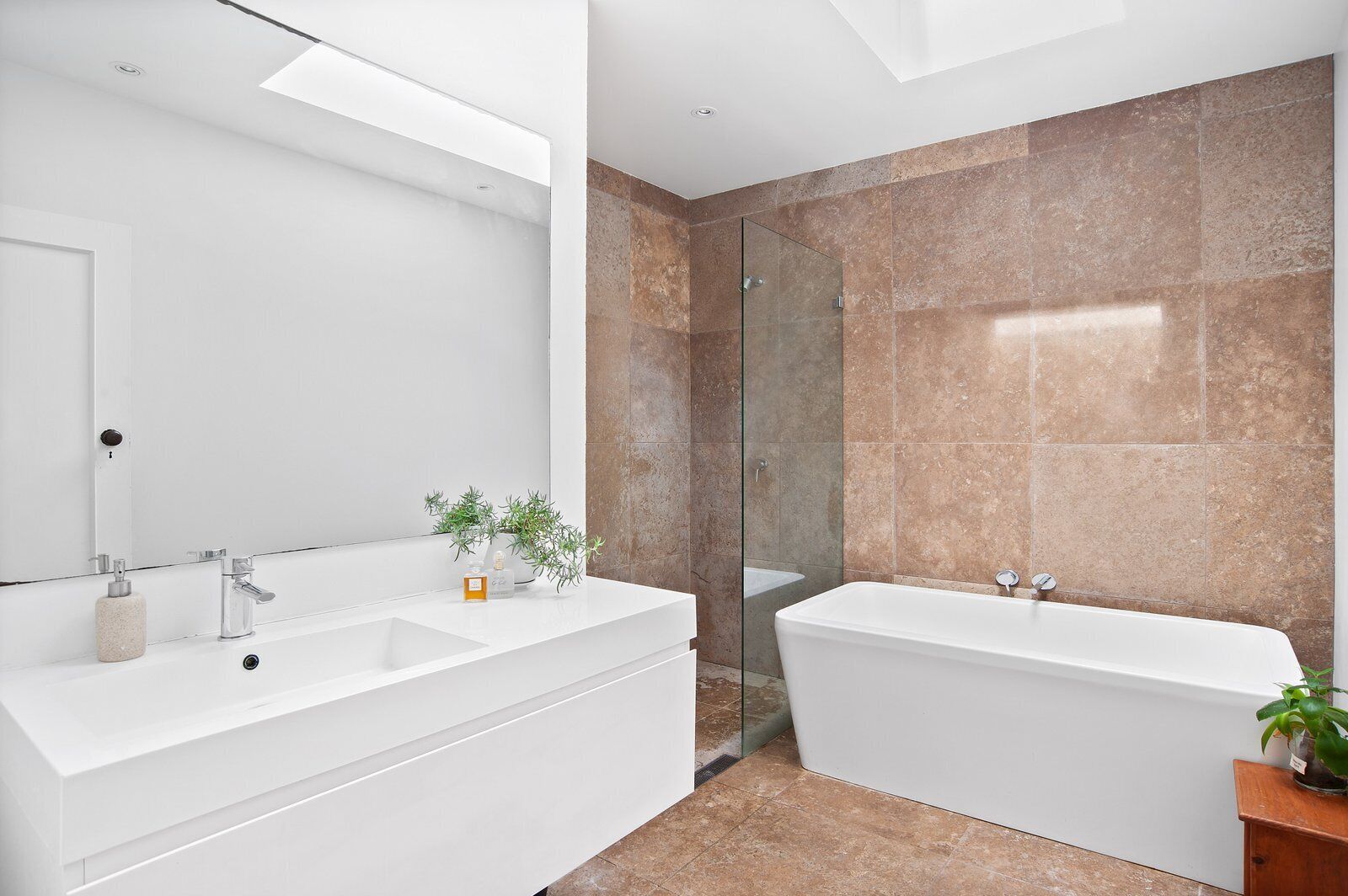 PANORAMIC VIEWS COLLAROY BEACH ESCAPE — image 15