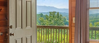 Smokin Sunrise Cabin