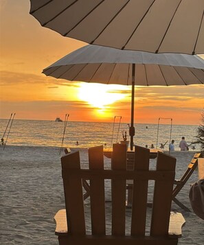 Beach nearby - Beachfront Family Escape | 3BR Samaria Club! (Santa Marta)