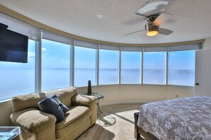 2 habitaciones, wifi gratis y ropa de cama 