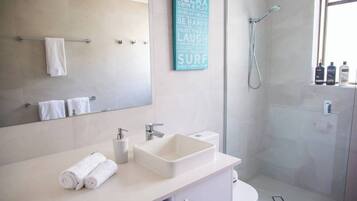 Hair dryer, towels