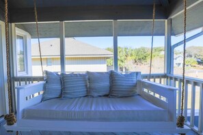 Terrace/patio - 2 Mins to Beach; Community Pool & Pickleball; Dog Friendly; Walk to Grocery, Shops & Restaurants! (Isle of Palms)