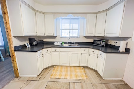 Refrigerador, horno, placa de cocina, tostadora