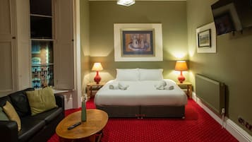 Deluxe Quadruple Room | 1 bedroom, individually decorated, individually furnished, free WiFi