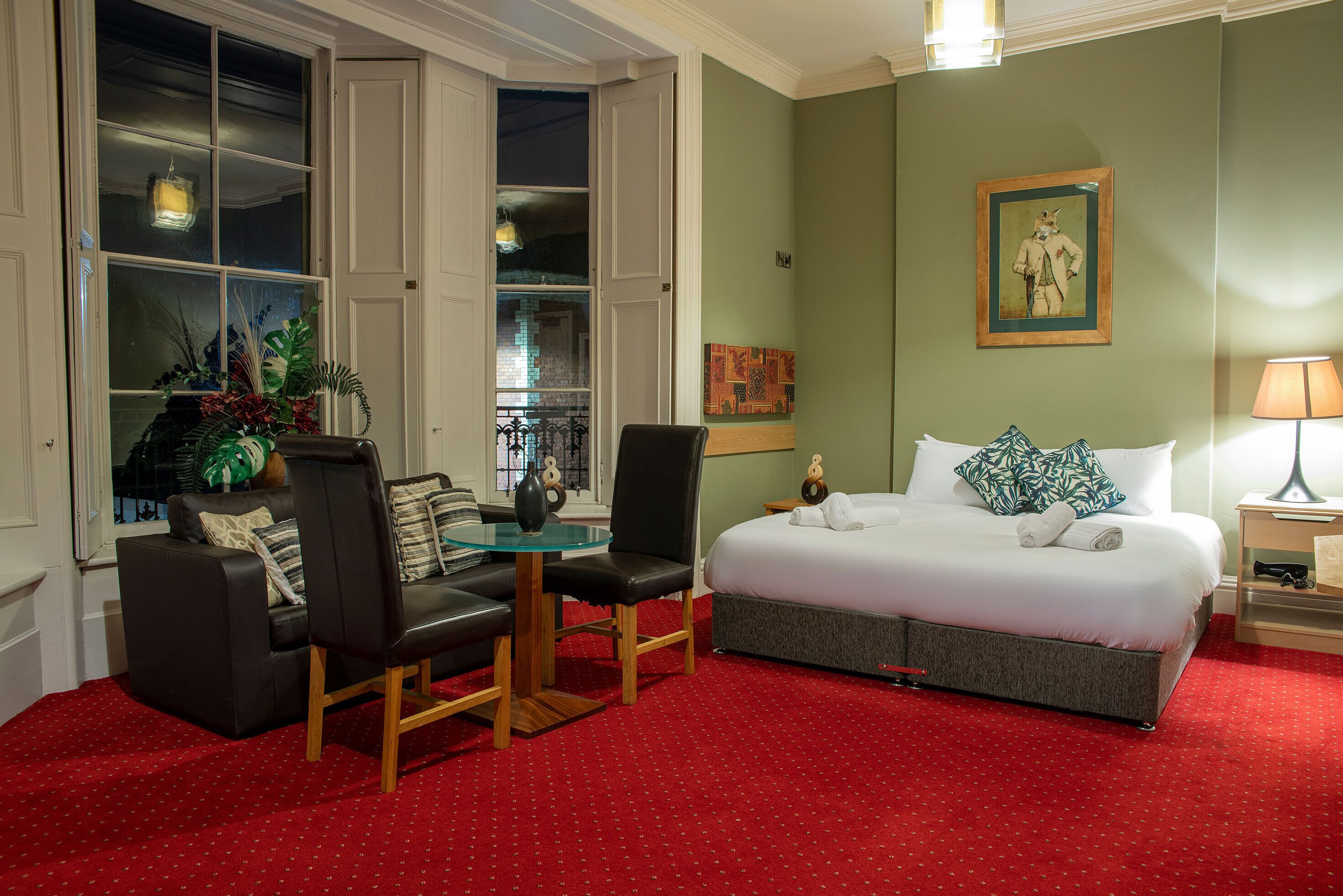 Deluxe Quadruple Room | Individually decorated, individually furnished, free WiFi, bed sheets