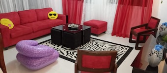 Cozy Apartment 2 bedrooms 18min from airport and 25 from beach - Capacity up 6px