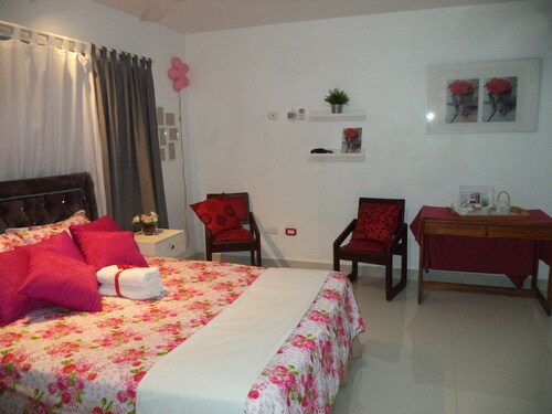 Cozy Apartment 2 bedrooms 18min from airport and 25 from beach - Capacity up 6px