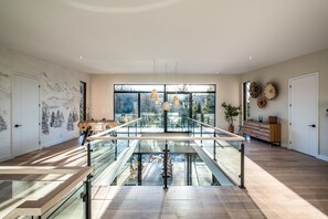 Games room - Ohana Chalet | Luxurious Property | Hot tub / Tremblant Living (La Conception)