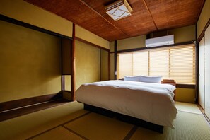 1 bedroom, down duvets, pillow-top beds, free WiFi