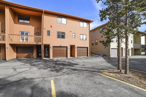 Exterior - Lagoon 736d 2 Bedroom Townhouse by RedAwning (Frisco)