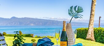 Breathtaking Oceanfront Studio Napili Shores A106