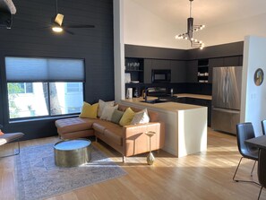 Living area | Smart TV