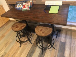 3 chambres, fer et planche à repasser, Wi-Fi gratuit, draps fournis