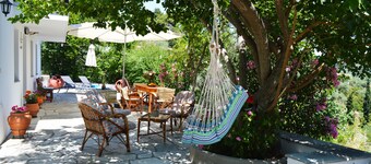 Alikias Country House