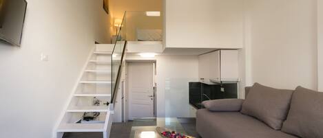 TV, Netflix, streaming services