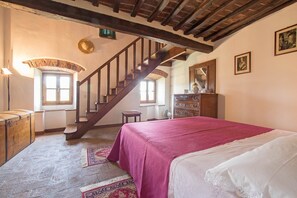 4 bedrooms, WiFi
