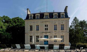 Exterior - "Château de La Ronce" (Pamproux)