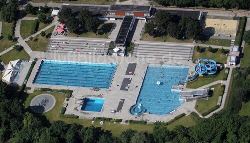 Schöne Dachwohnung mit Klimaanlage in der Tiergartensiedlung