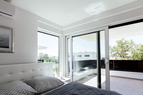 Beautiful villa with private pool