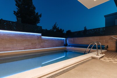 Beautiful villa with private pool