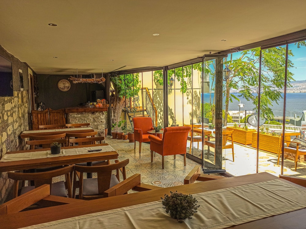 Variante Hotel & Cafe by null