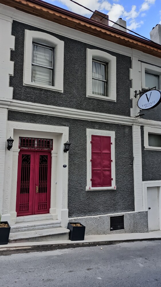 Variante Hotel & Cafe by null