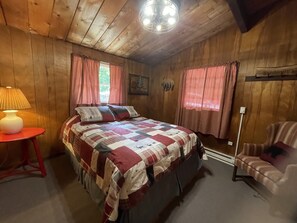 4 bedrooms, free WiFi, bed sheets